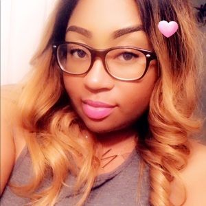 Meet your Posher, Nita